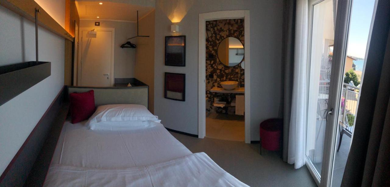 Hotel Garden มัลเชซิเน ภายนอก รูปภาพ