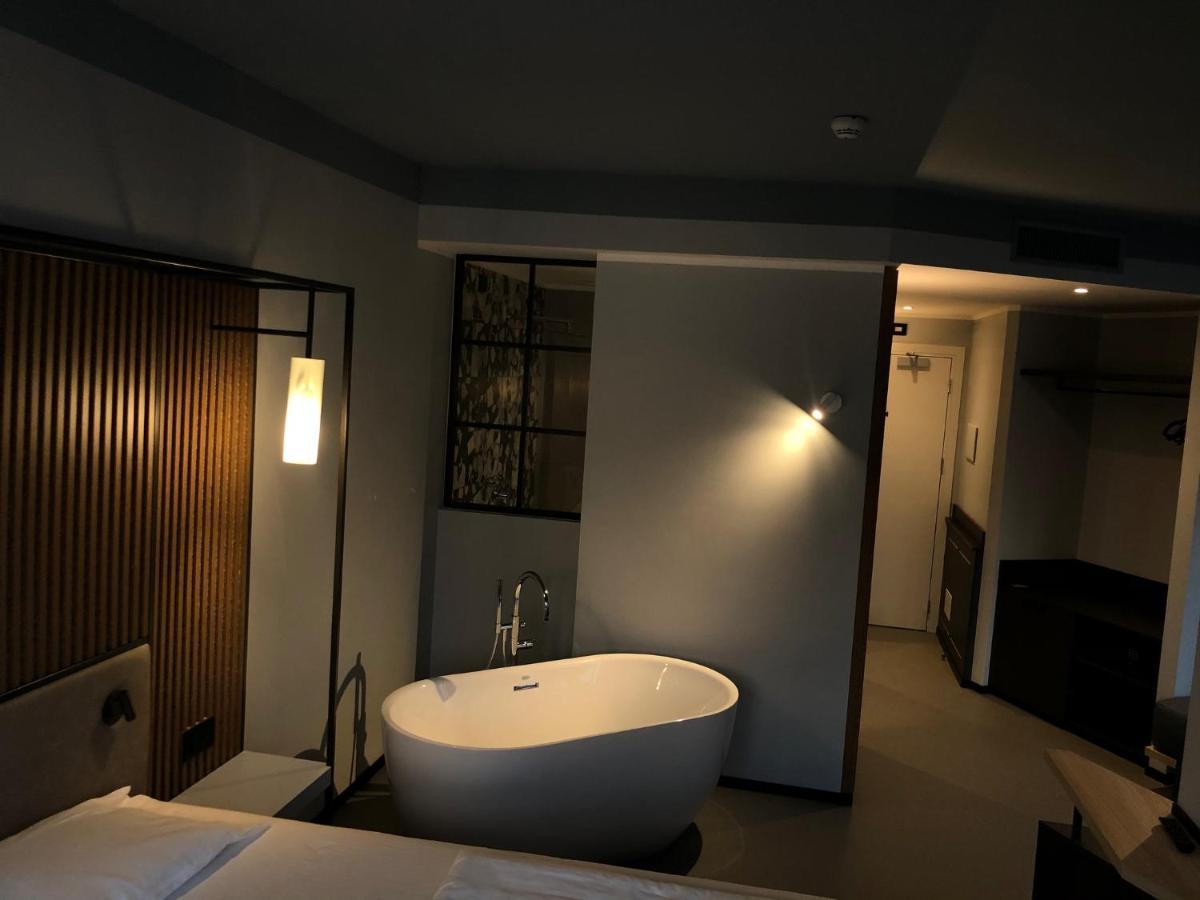 Hotel Garden มัลเชซิเน ภายนอก รูปภาพ